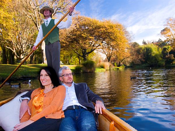 Punting on the Avon River
Distinction Christchurch Hotel