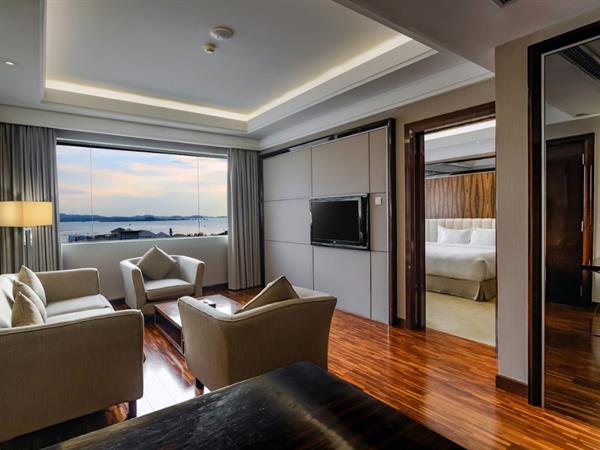 Suite Room
Swiss-Belhotel Harbour Bay