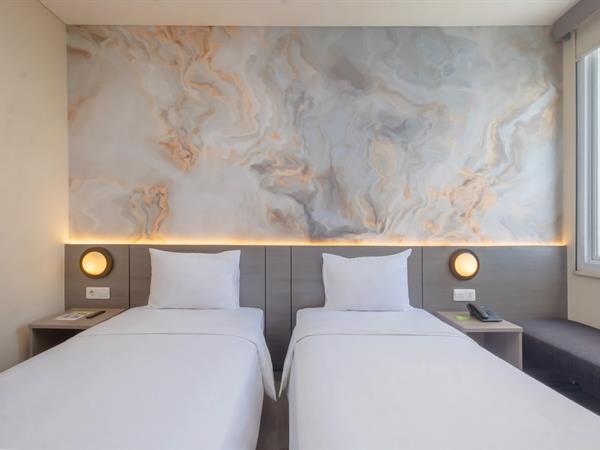 Kamar Zest Twin
Zest Jemursari, Surabaya