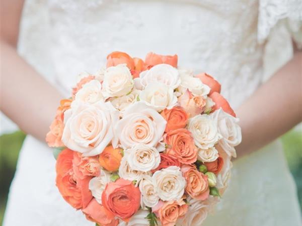 Bouquet de Roses Rond
Le Bora Bora by Pearl Resorts