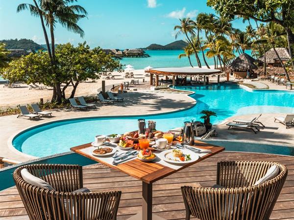 Bed & Breakfast - Public Rates
Le Bora Bora by Pearl Resorts