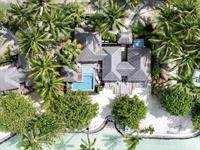 Villa Royale Plage avec Piscine
Le Taha'a by Pearl Resorts