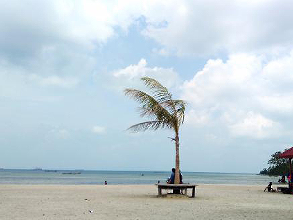 Pantai Viovio
Zest Harbour Bay Batam