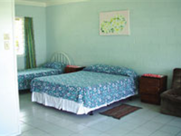 Self Contained Units
Sunny Beach Lodge