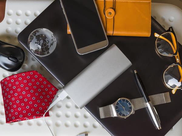 9 Must Have Business Travel Accessories