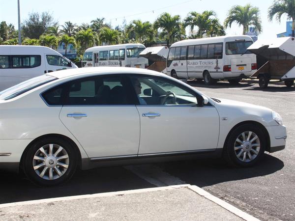 International Private Transfer (Per Vehicle)
Raro Tours Direct