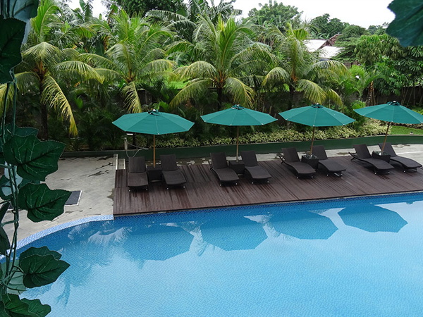 Kolam Renang Swiss Belhotel Lampung