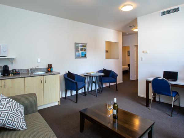 2 Bedroom Suite
Distinction New Plymouth Hotel
