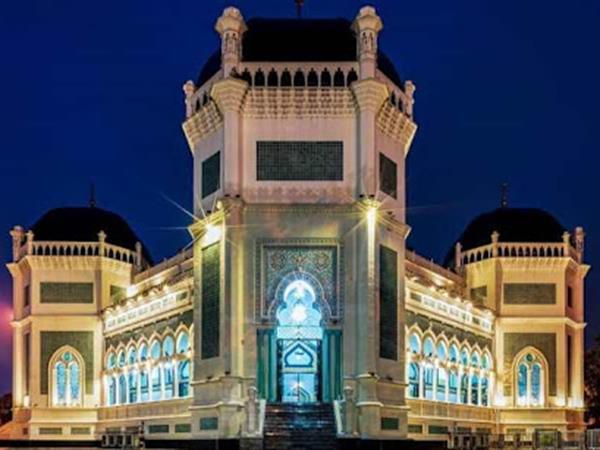 Great Mosque of Medan
Swiss-Belinn Medan