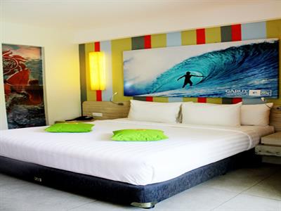 Deluxe King Room
Bliss Surfer Hotel