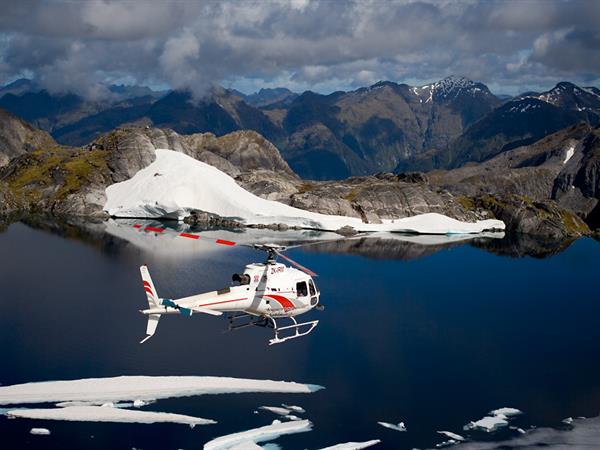 Scenic Flights in Te Anau & Fiordland
Te Anau Central Backpackers