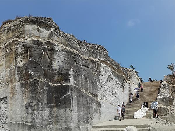 Breksi Cliff Yogyakarta
Zest Yogyakarta