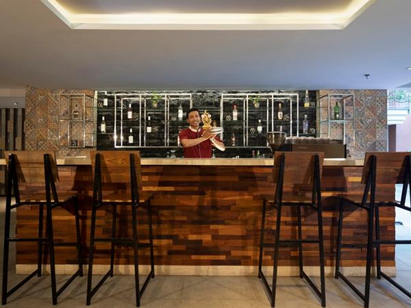 Lila Bar
Swiss-Belhotel Tuban