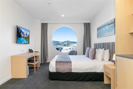 
Christchurch City Hotel