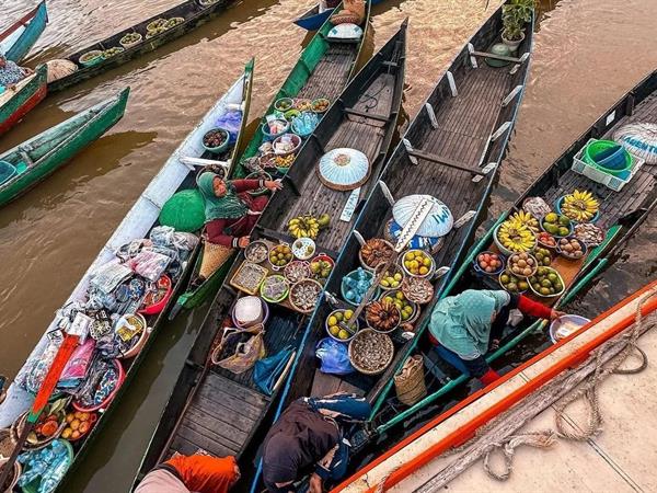 Lok Baintan Floating Market Banjarmasin
Swiss-Belhotel Borneo Banjarmasin