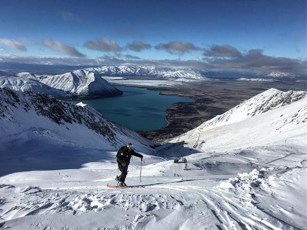 Skiing & Snowboarding
Distinction Mackenzie Country Hotel Twizel