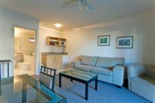 Luxury One Bedroom Suite (Sleeps 2 to 4)