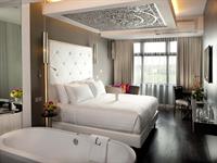 Luxe Suite
L Hotels & Resorts