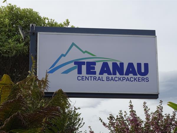 Te Anau Central Backpackers In Winter Hibernation
Te Anau Central Backpackers
