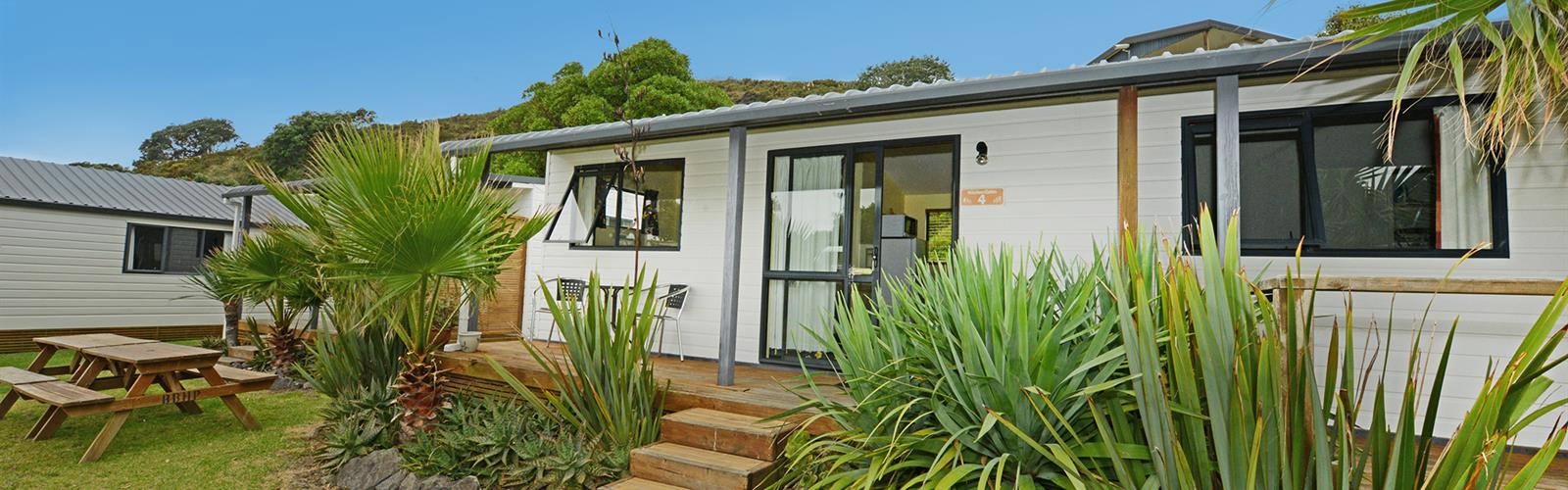 Kitchen Cabin, Bowentown Beach Holiday Park, Waihi Beach