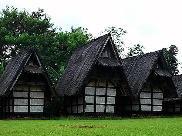 Sindang Barang Culture Village
Zest Bogor