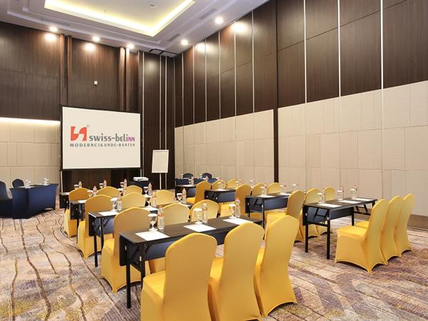  Ruang  Pertemuan  Swiss Belinn Modern  Cikande