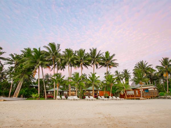 1 Bedroom Beachfront Villa
Sinalei Reef Resort & Spa