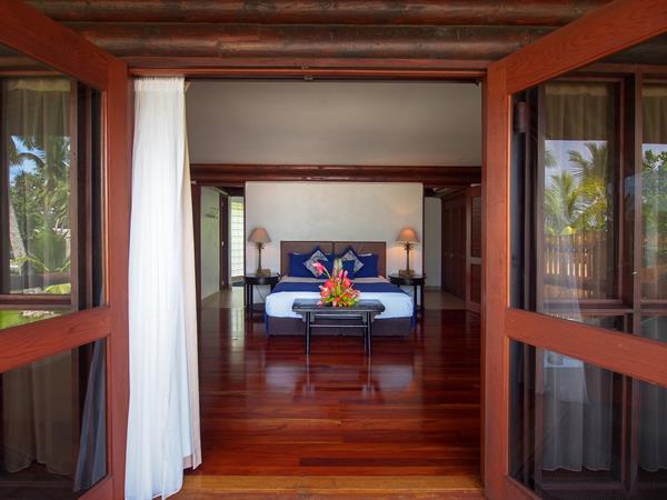 2 Bedroom Beachfront Villa
Sinalei Reef Resort & Spa