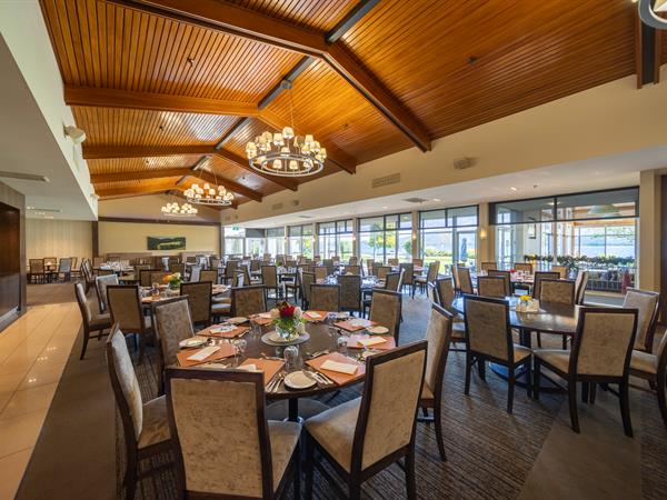 MacKinnon Restaurant
Distinction Te Anau Hotel & Villas