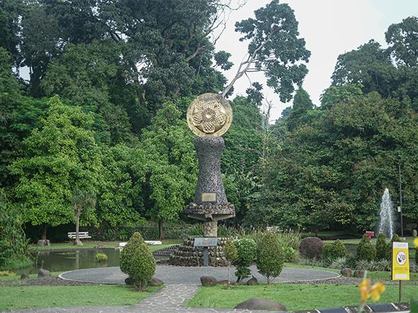 Kebun Raya Bogor
Swiss-Belhotel Bogor