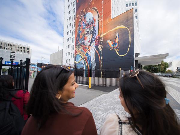 Christchurch Street Art: NZ’s Tallest Mural
Distinction Christchurch Hotel