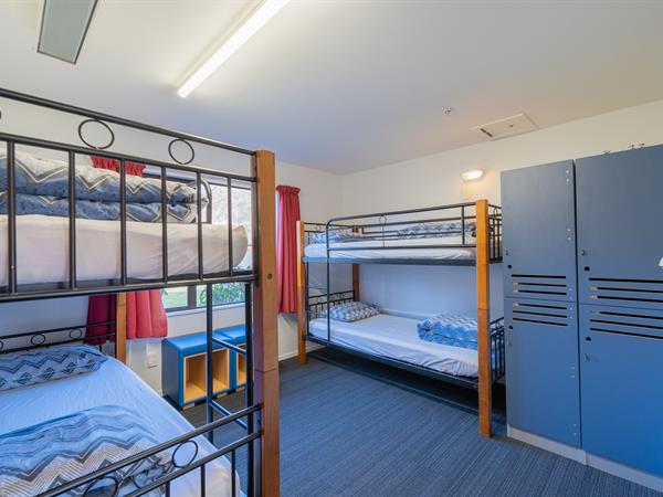 Bed in 4 Bed Mixed Dorm - Shared Bathroom
Te Anau Central Backpackers