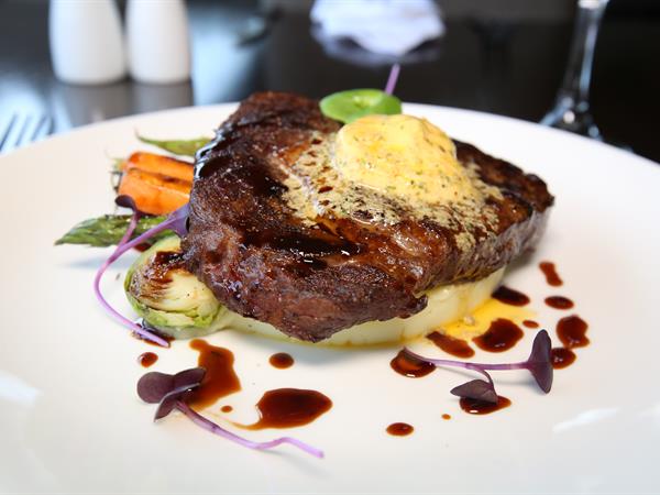 Father's Day Weekend Dinner Special
Dunedin Leisure Lodge - A Distinction Hotel