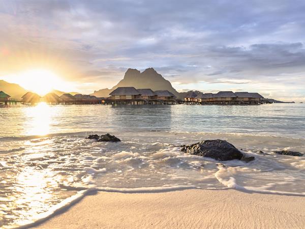 Réservation Anticipée -10% avec petit-déjeuner inclus
Le Bora Bora by Pearl Resorts