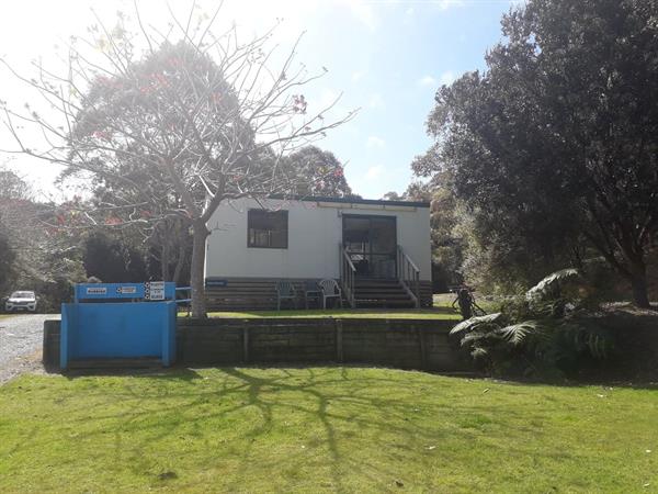 Basic Cabin (4 Pax)
Whatuwhiwhi Top 10 Holiday park