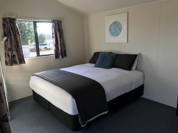 Self Contained Unit
Tongariro Holiday Park