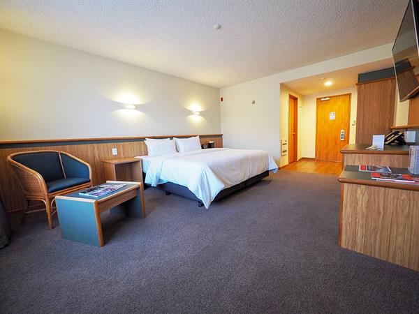 Standard Double Room
Swiss-Belresort Coronet Peak, Queenstown, New Zealand