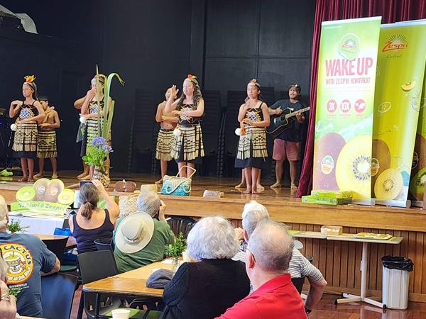 Scenic Bay of Plenty & Māori Performance
Kiwifruit Country Tours