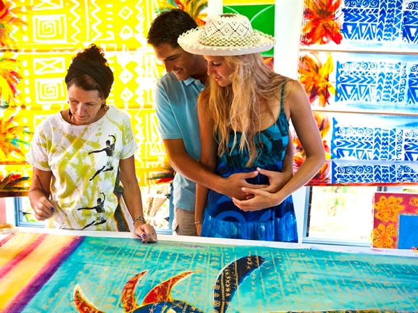Rarotonga - Arts and Crafts Private Tour
Raro Tours