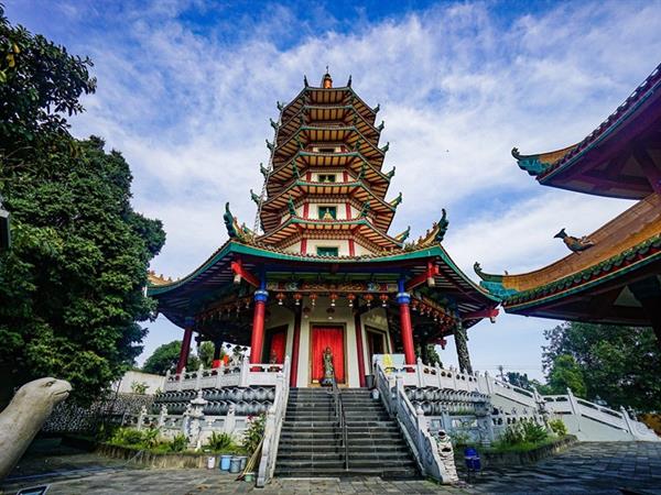 Pagoda Avalokitesvara
Hotel Ciputra Semarang