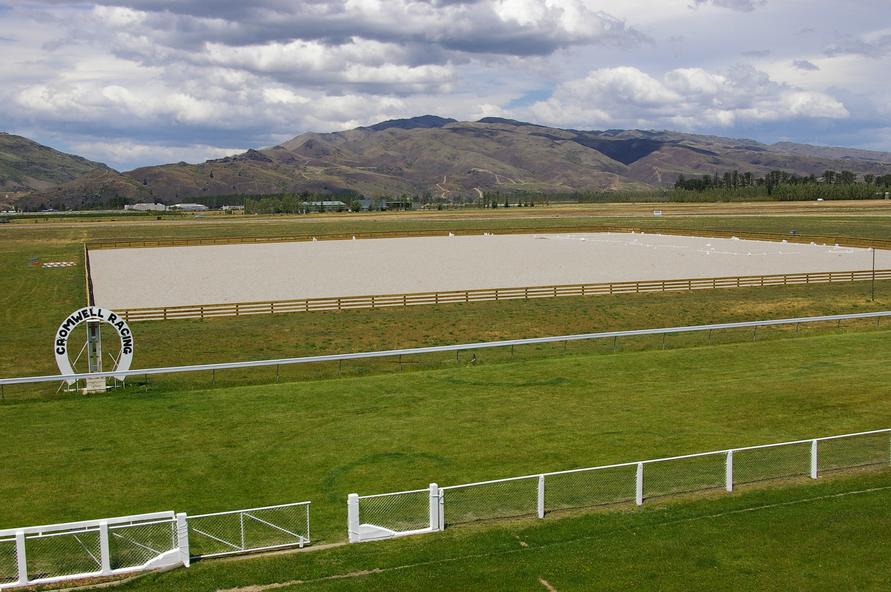 
Central Lakes Equestrian Club