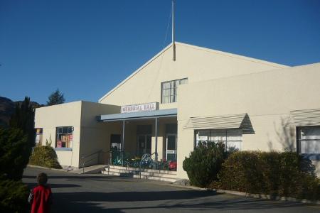 Cromwell Memorial Hall