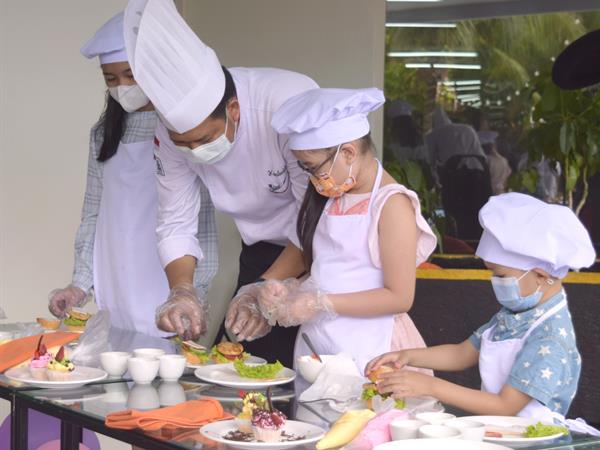 Kids Cooking Class
Swiss-Belhotel Lampung