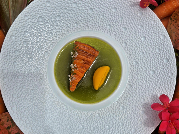 Food for Change at the Poerava Restaurant
Le Bora Bora by Pearl Resorts