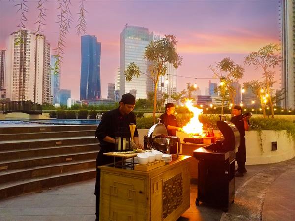 BBQ Under The Stars
Swiss-Belresidences Rasuna Epicentrum