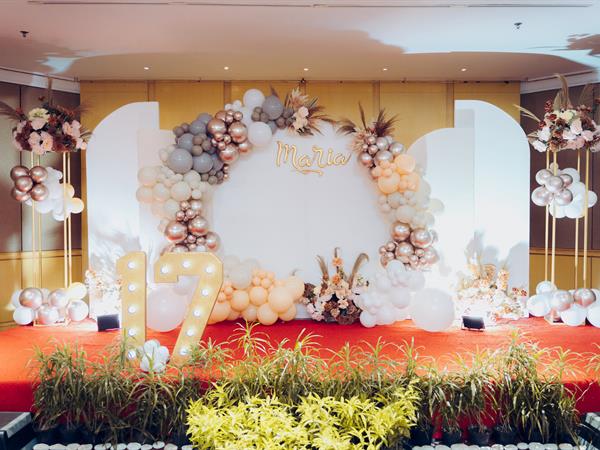 Paket Ulang Tahun
Hotel Ciputra Jakarta managed by Swiss-Belhotel International