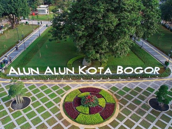 Alun Alun Kota Bogor
Swiss-Belhotel Bogor