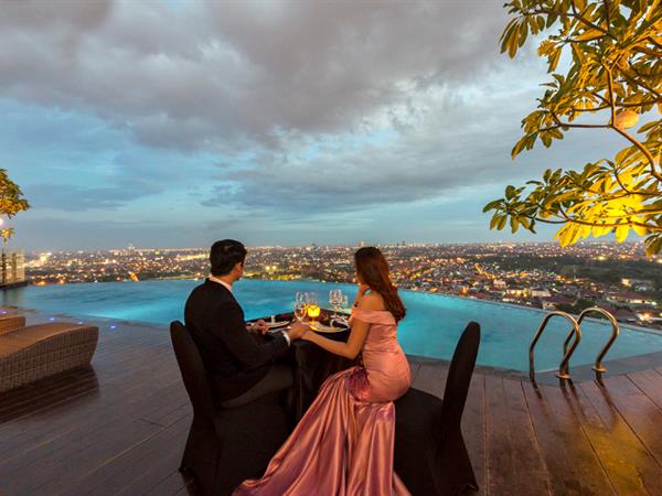 Romantic Dinner
Hotel Ciputra World Surabaya managed by Swiss-Belhotel International