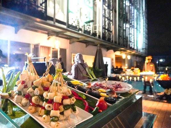 Poolside Barbeque
Swiss-Belinn Modern Cikande