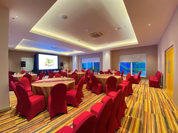 Paket Pertemuan
Zest Ambon